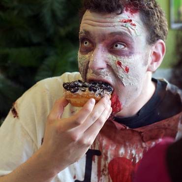 Zombie Donut! – Psycho Nurse! Out-take 8